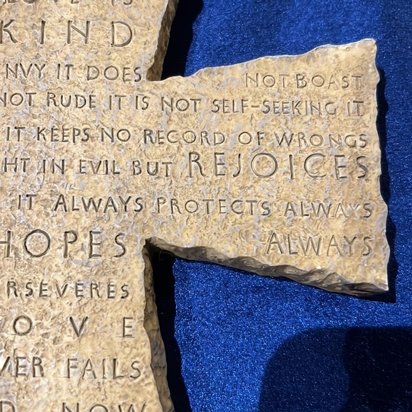 Love is Patient Love is Kind 1 Corinthians 13:4-8 Wall Cross Zondervan Inspirio - Picture 4 of 12